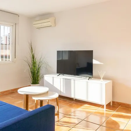Eugenio Gross Apartment *